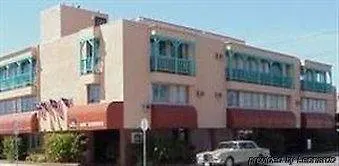 فندق Bay Shores Peninsula نيوبورت بيتش